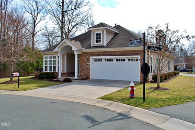 /international/us/129-faith-drive-gibsonville-nc-110106037243/