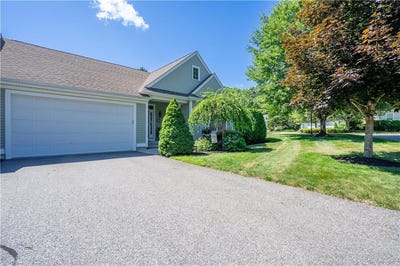 /international/us/170-providence-pike-north-smithfield-ri-110101064633/