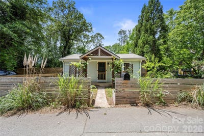 /international/us/1-detroit-avenue-asheville-nc-110108201788/