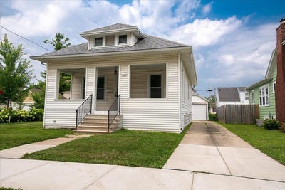 /international/us/1423-wisconsin-street-oshkosh-wi-110101430624/?lang=id