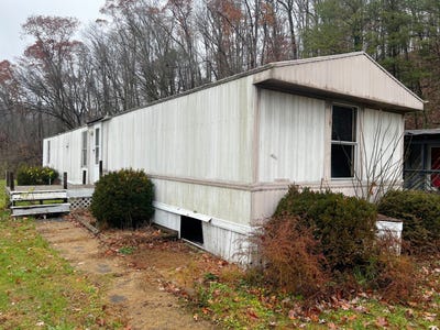 /international/us/5232-walnut-valley-drive-cross-lanes-wv-110120080373/