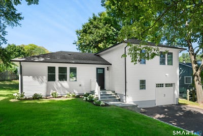 /international/us/105-glenville-street-greenwich-ct-110110139015/