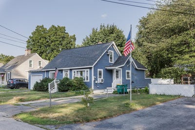 /international/us/64-richardson-street-rochester-nh-110109600388/