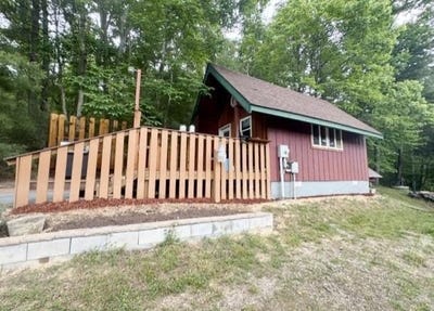 /international/us/3863-crockett-s-cove-rd-wytheville-va-110108770340/