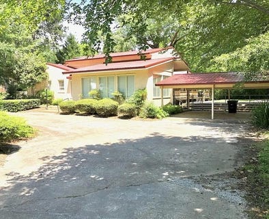 /international/us/302-n-jackson-st-calhoun-city-ms-110107456675/