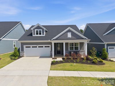 /international/us/8609-chagrin-drive-cornelius-nc-110108255004/