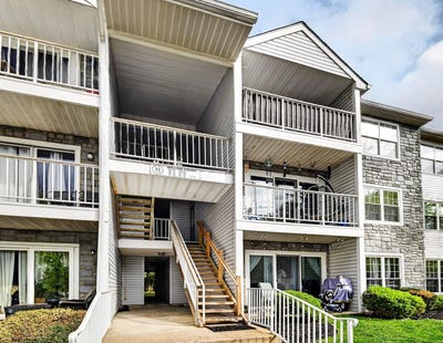/international/us/40-willow-court-hamilton-nj-110107810617/