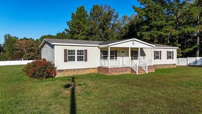 /international/us/1473-burkeville-road-victoria-va-110120416612/