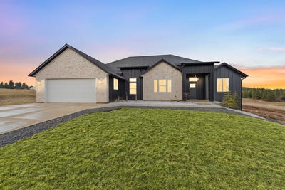/international/us/32609-n-elk-chattaroy-rd-chattaroy-wa-110106846255/