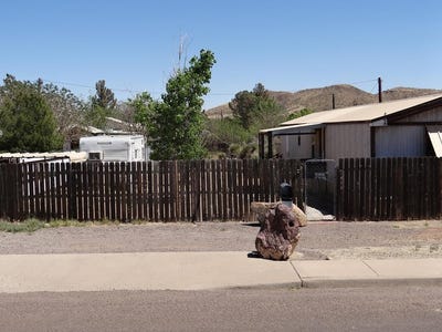 /international/us/1406-n-10th-st-alpine-tx-110107725865/