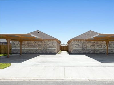 /international/us/1009-sunset-valley-street-alton-tx-110099020365/
