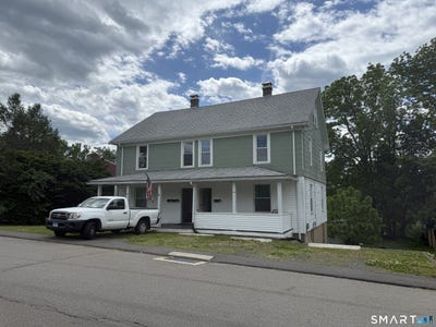 /international/us/133-eastern-drive-middletown-ct-110108473383/