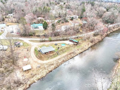 /international/us/522-n-river-road-sylva-nc-110106752648/