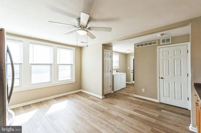 /international/us/501-kedron-avenue-folsom-pa-110100345215/?lang=de