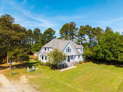 /international/us/126-narrow-shore-road-aydlett-nc-110107308603/