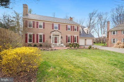 /international/us/10-meyer-point-ct-potomac-md-110106599470/