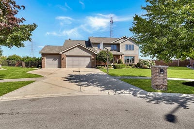/international/us/19142-brompton-court-mokena-il-110108030745/