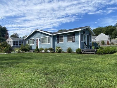 /international/us/6-willow-lane-hampton-nh-110108495744/