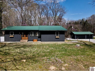 /international/us/188-howard-rd-eddyville-ky-110098349098/