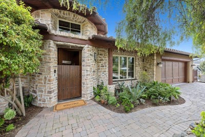 /international/us/825-gonzales-street-solana-beach-ca-110098377957/