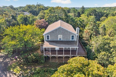 /international/us/2118-main-street-chatham-ma-110120097730/