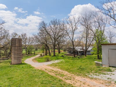 /international/us/2722-co-rd-347-koshkonong-mo-110106466173/