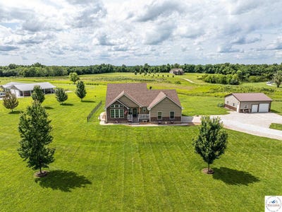 /international/us/431-sw-41p-road-clinton-mo-110108886806/