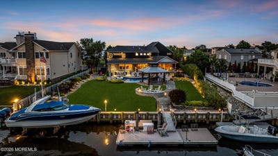 /international/us/16-meadow-avenue-monmouth-beach-nj-110109859324/