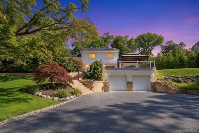 /international/us/29-hillside-lane-syosset-ny-110120534702/