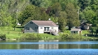 /international/us/5895-geer-road-hamilton-ny-110108352521/
