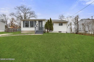 /international/us/28-brandies-road-toms-river-nj-110108492826/