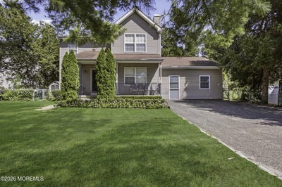 /international/us/1300-medina-road-lakewood-nj-110110079870/