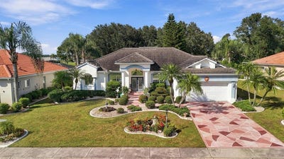 /international/us/2223-platinum-drive-sun-city-center-fl-110120591136/