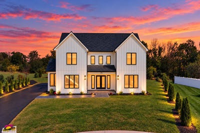 /international/us/200-gray-dr-waynesboro-va-110120742424/