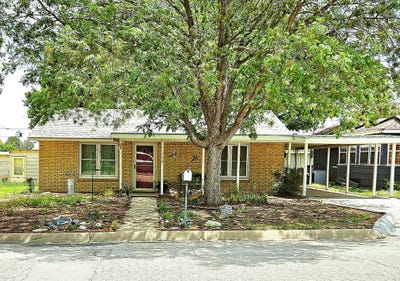 /international/us/1106-n-maryland-avenue-big-lake-tx-110108468483/