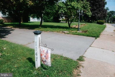 /international/us/1147-w-main-street-ephrata-pa-110101063539/