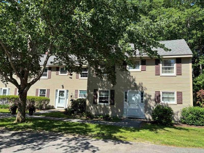 /international/us/4-wolfeboro-common-wolfeboro-nh-110108799848/