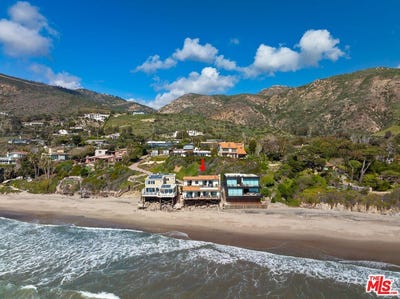 /international/us/31952-1-2-pacific-coast-hwy-malibu-ca-110107652641/