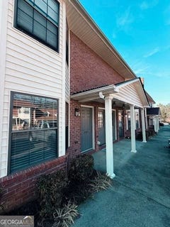/international/us/389-mount-vernon-drive-calhoun-ga-110104056596/