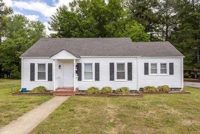 /international/us/103-n-marshall-street-chase-city-va-110108074344/