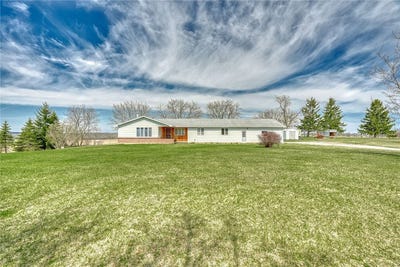 /international/us/5790-thomas-road-canandaigua-ny-110107289218/