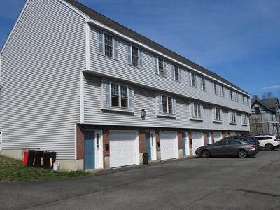 /international/us/446-westford-st-lowell-ma-110107348661/