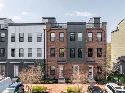 /international/us/5260-old-main-street-richmond-va-110107016950/