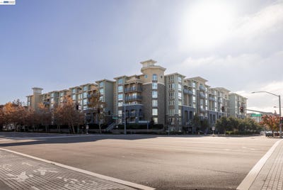 /international/us/5501-de-marcus-blvd-dublin-ca-110107636948/