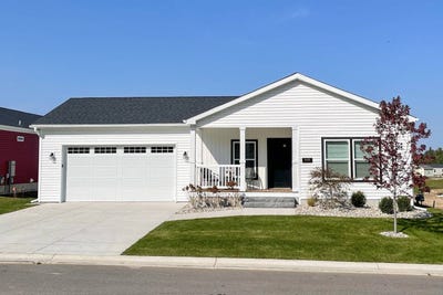 /international/us/1656-pond-circle-petoskey-mi-110107992198/