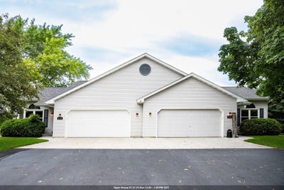 /international/us/w6718-school-road-greenville-wi-110101144444/