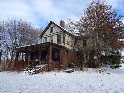 /international/us/301-s-center-avenue-new-stanton-pa-110104223056/