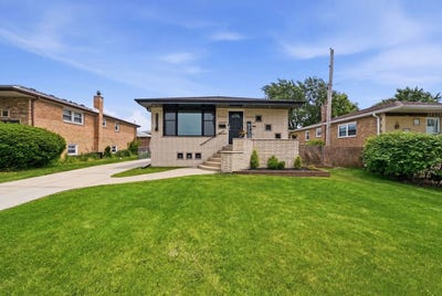 /international/us/17335-oleander-avenue-tinley-park-il-110108332396/