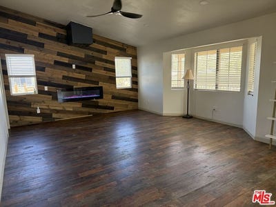 /international/us/47041-old-pioneer-town-rd-big-bear-city-ca-110108347341/