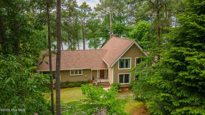 /international/us/1049-edisto-lake-road-wagener-sc-110108827689/